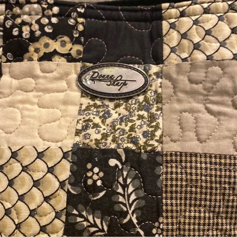 Donna Sharp shoulder tote bag patchwork quilted black & cream cottagecore - Picture 3 of 11